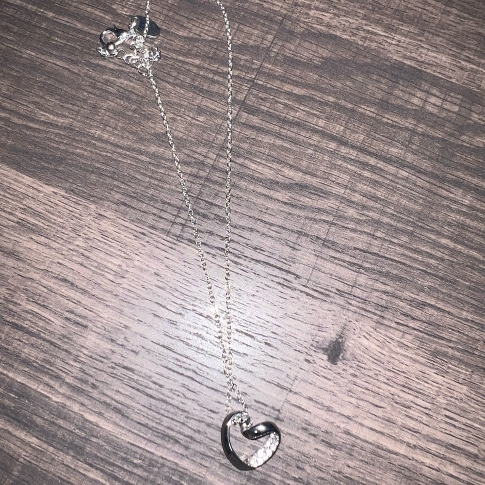 Silver Rhinestone Heart Shape Necklace - Picture 2 of 4